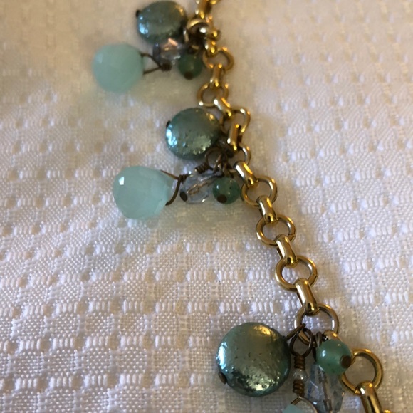 Green Semi precious stones and coin pearl necklace. - Picture 6 of 9